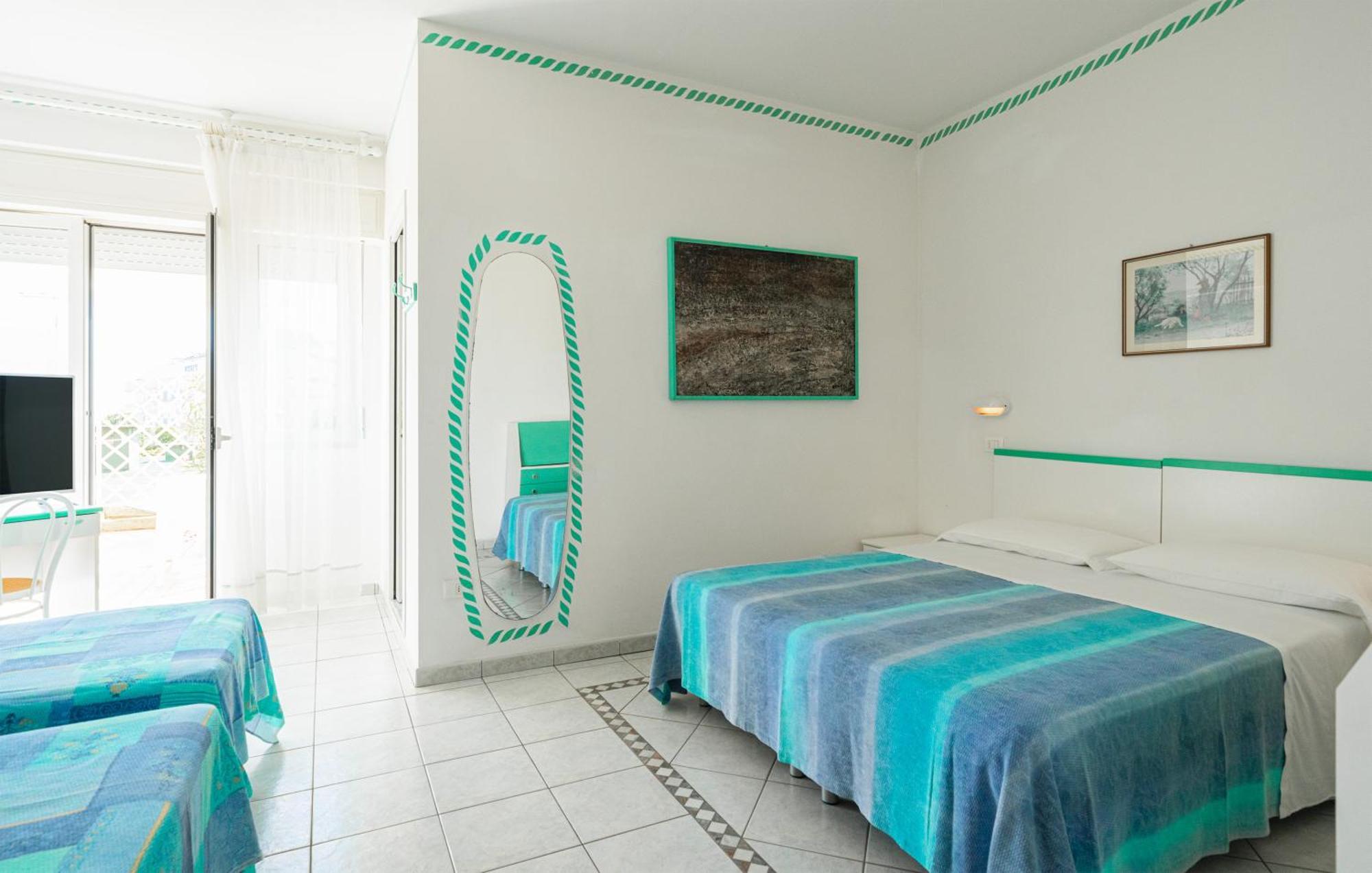 Hotel Marconi Cattolica Extérieur photo