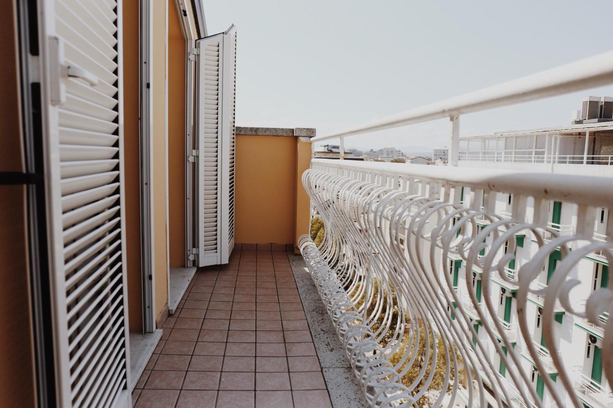 Hotel Marconi Cattolica Extérieur photo