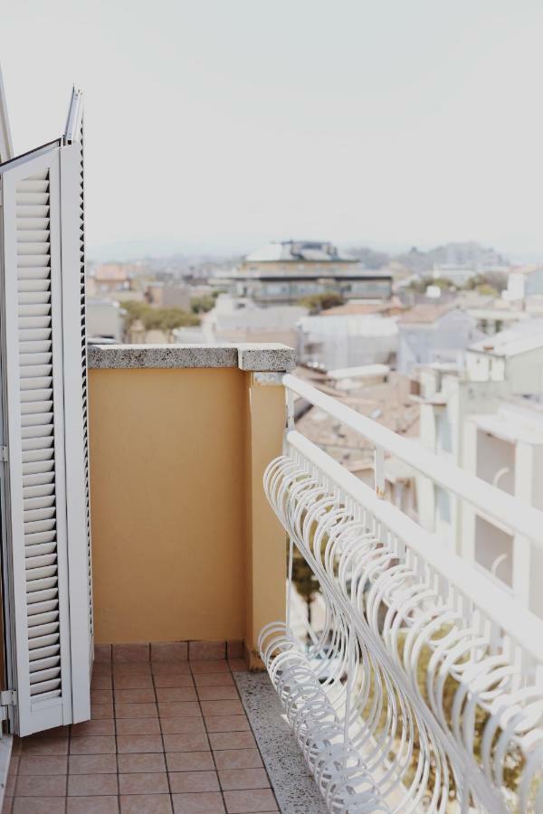 Hotel Marconi Cattolica Extérieur photo